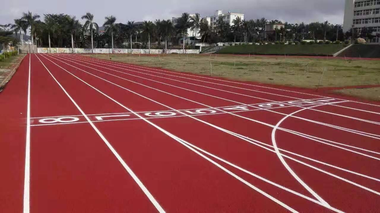 為什么要在塑膠跑道上跑步？其他跑道有什么危害，一起看看吧